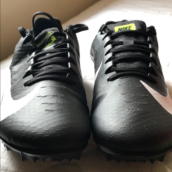 black and white nike track spikes